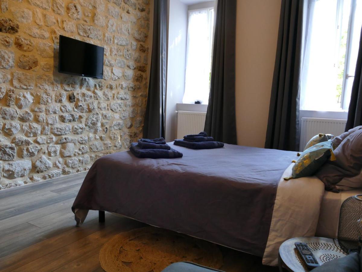 Montpezat-sous-Bauzon Chambres D'Hotes "Au Pied De La Bealiere" מראה חיצוני תמונה